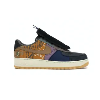 Low-top court shoe with a navy, brown and orange patchwork upper