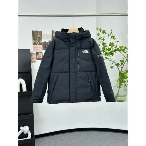 Jackets & coats shelf